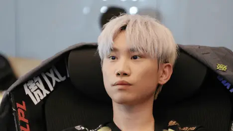 BLG力克TES锁定LPL首张S15全球总决赛资格，Kanavi独木难支